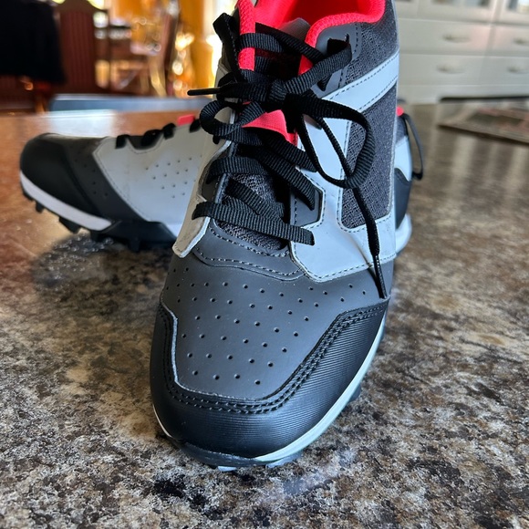 Cycle shoes with cleats . Never worn size 41 - Picture 3 of 6